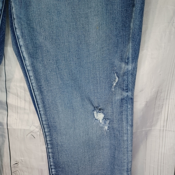 Judy Blue Boyfriend Fit Button-Fly Women's Blue Distressed Jeans - Picture 4 of 16